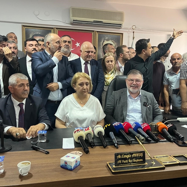 Menderes Belediye Başkan Vekili Asuman Şen'den ilk açıklama
"Hep birlikte h...