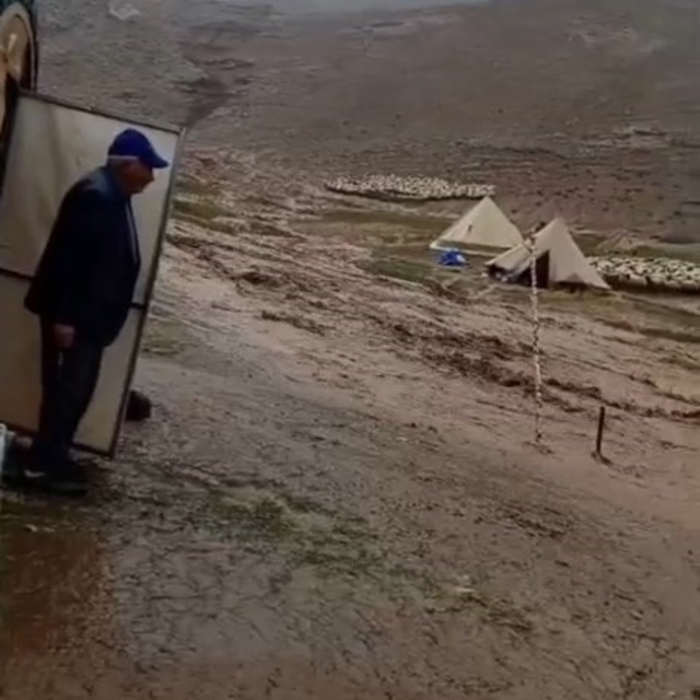 Tunceli'de selin vurduğu yaylalarda üreticiler zor anlar yaşadı