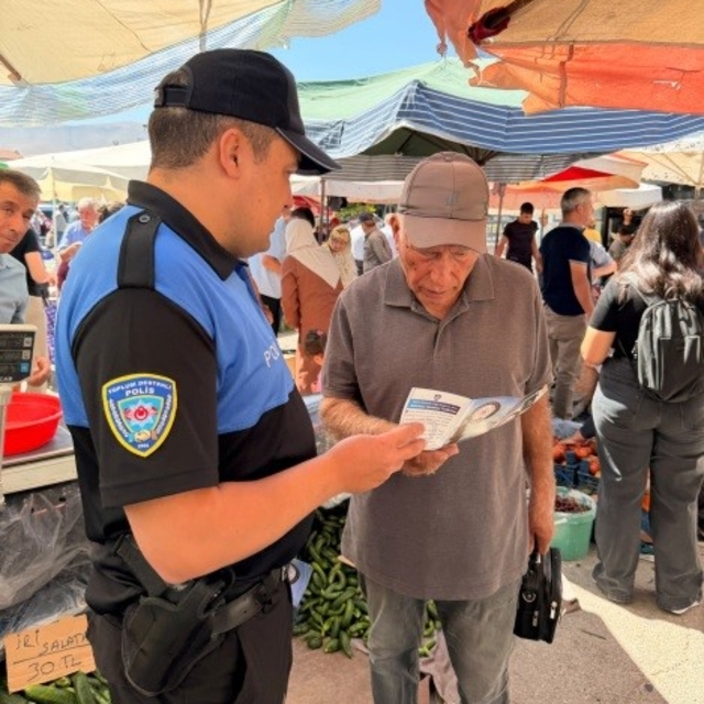 Niğde'de polis vatandaşları dolandırıcılık ve hırsızlığa karşı uyardı