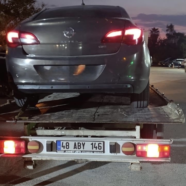 Bodrum'da korsan taksi denetimi: "62 araç trafikten men edildi"