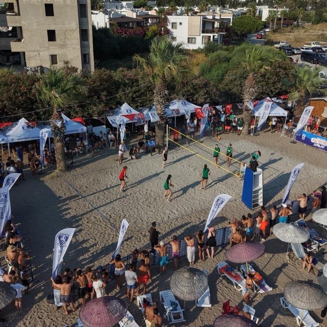 Bodrum'da plaj voleybolu heyecanı