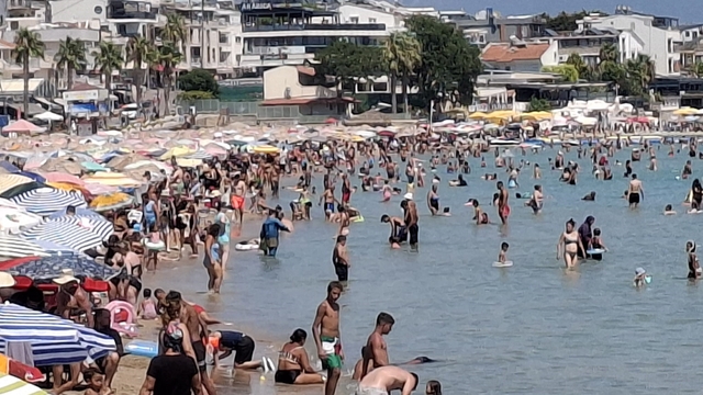 Didim'de yaz keyfi sürüyor