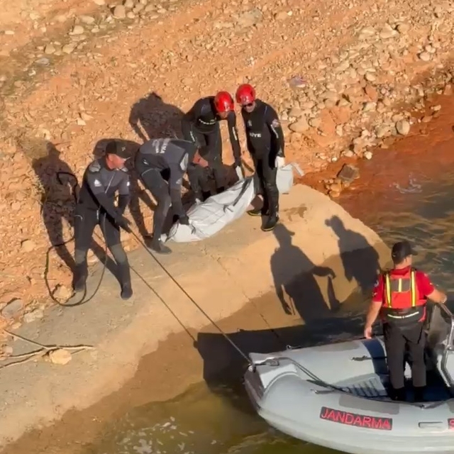 Diyarbakır'da baraj gölünde erkek cesedi bulundu