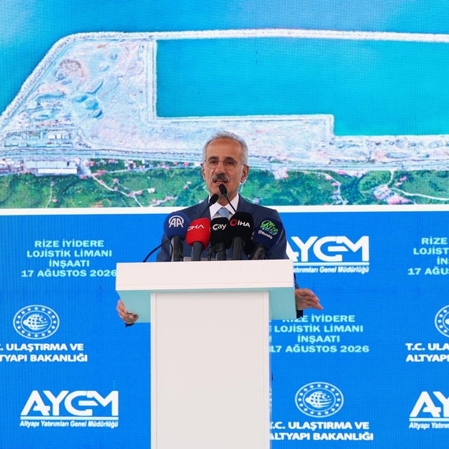 Bakan Uraloğlu: Türkiye'yi adeta yeniden inşa ettik (2)