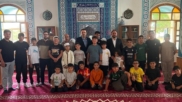 Demirözü Kaymakamı Ahat, yaz Kur'an kurslarını ziyaret etti