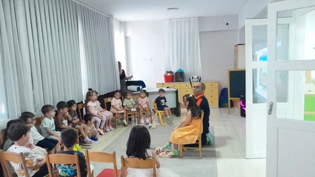 Aydın'da miniklere afet ve yangın farkındalık eğitimi verildi