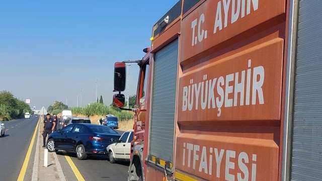 Aydın'da 8 araçlı zincirleme trafik kazası