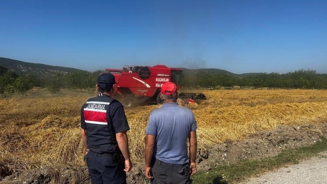 Biçerdöver operatörlerine yangın uyarısı