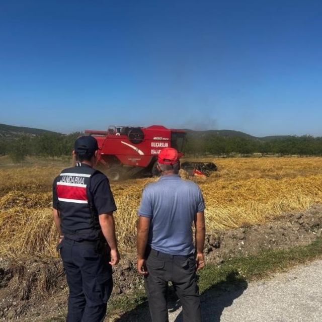 Biçerdöver operatörlerine yangın uyarısı