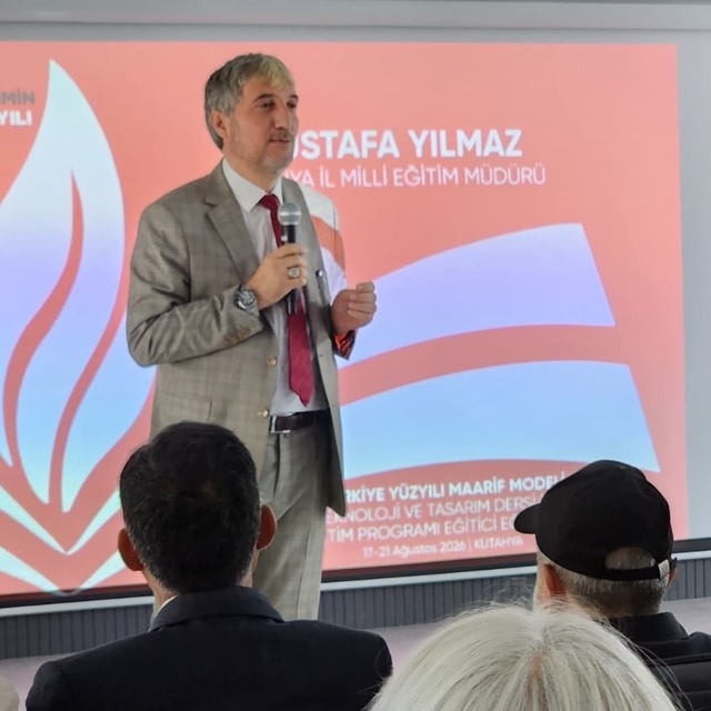 Kütahya'da Türkiye Yüzyılı Maarif Modeli kapsamında 'Teknoloji Tasarım' eği...