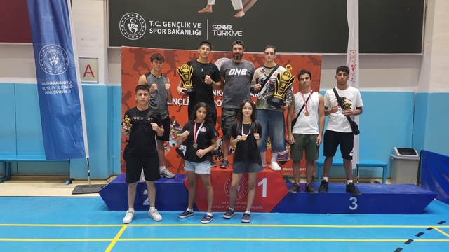 Aydınlı sporcular Zafer Kupası'ndan başarıyla döndü
