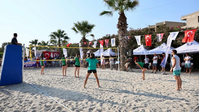 Bodrum'da Plaj Voleybolu Şenliği tamamlandı