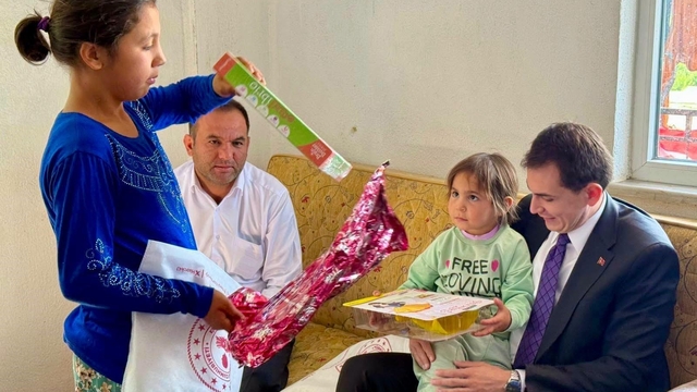 Hisarcık Kaymakamı Atam'dan Kurtdere Köyünde aile ziyareti