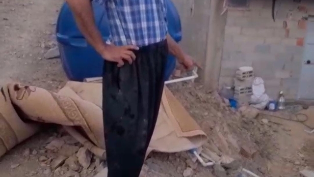 Kozan'da açıkta bırakılan su borusu vatandaşı mağdur ediyor