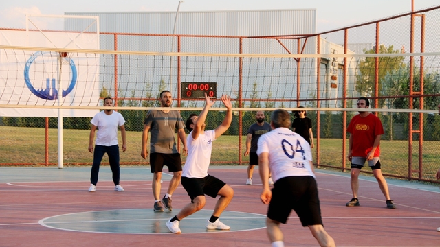 Kütahya'da Firmalar Arası Voleybol Turnuvası'nın şampiyonu belli oldu