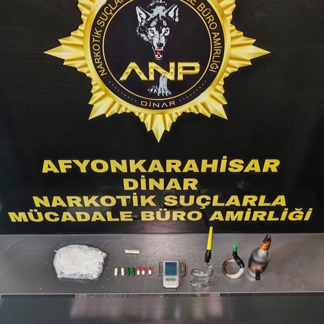 Otomobilde uyuşturucu ile yakalanan bir kişi tutuklandı