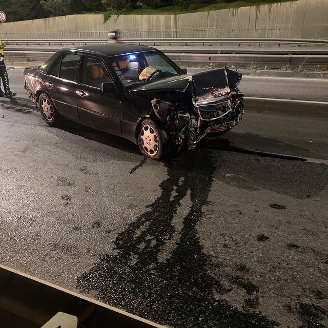 Eskişehir'de iki otomobil çarpıştı: 1 yaralı
