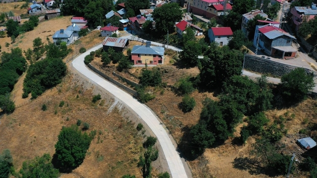 Ordu'nun kırsalında beton yol çalışmaları sürüyor