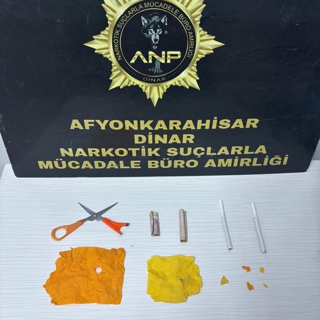 Uyuşturucu madde ile yakalanan iki kişi tutuklandı