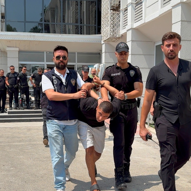 Mersin'de anne-kızı öldüren sanığa 2 kez ağırlaştırılmış müebbet talebi