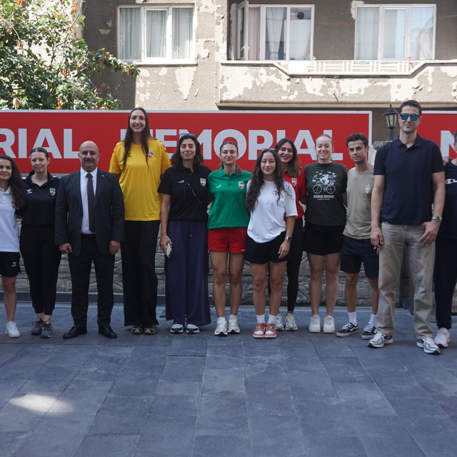Melikgazi Kayseri Basketbol teknik heyet ve sporcuları sağlık kontrolünden...