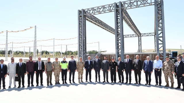 Bakan Yardımcısı Çelik, Malazgirt Zaferi etkinliklerinin yapılacağı alanı inceledi
