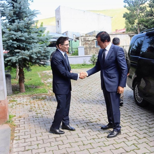 Rektör Emiroğlu'ndan Kaymakam Sakızcı'ya hayırlı olsun ziyareti