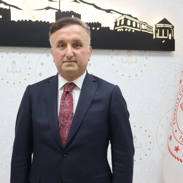 Yeni eğitim öğretim yılı öncesinde okul müdürlerine 'güvenli okul' eğitimi...