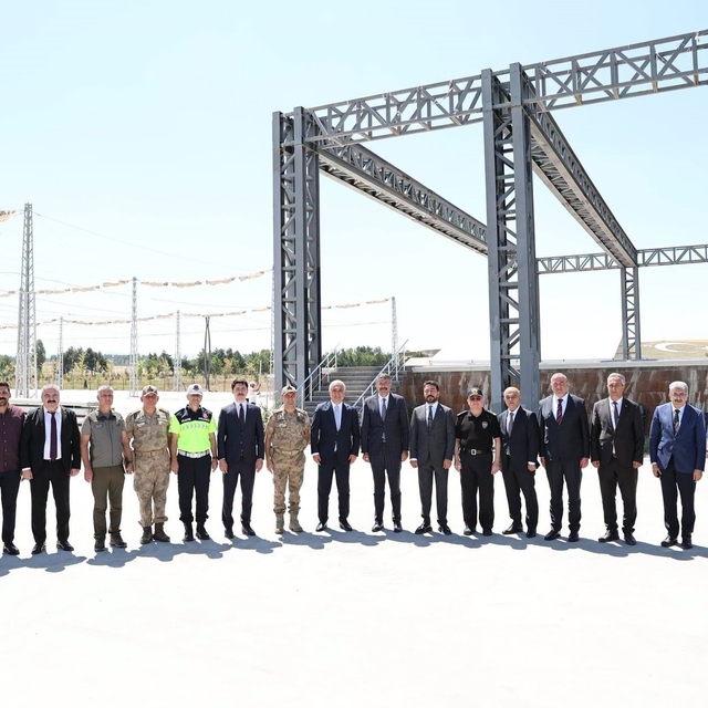 Bakan Yardımcısı Çelik, Malazgirt Zaferi etkinliklerinin yapılacağı alanı i...