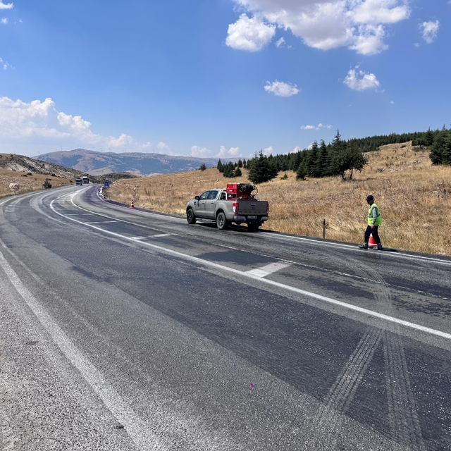 Araçların mor renge boyandığı yolda gerçek ortaya çıktı
Araçların tırdan dö...