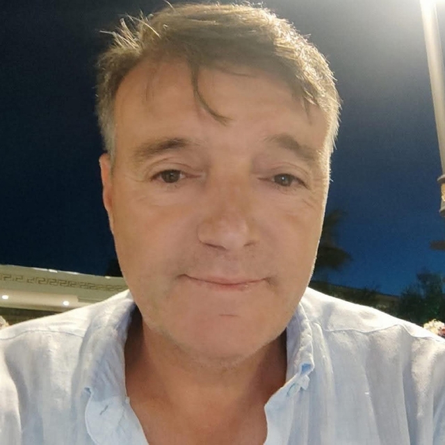 Patlamada hayatını kaybeden iş insanı toprağa verildi
