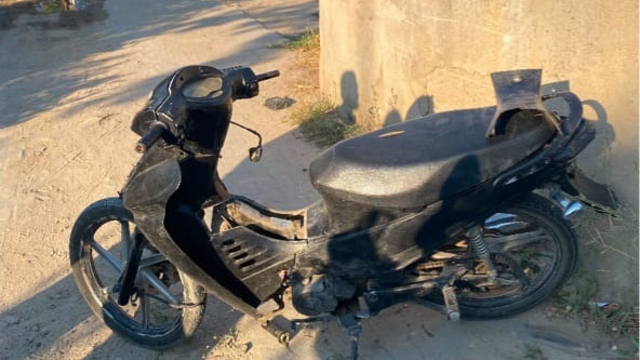Plakasız motosikletin ehliyetsiz sürücüsüne 86 bin lira ceza
