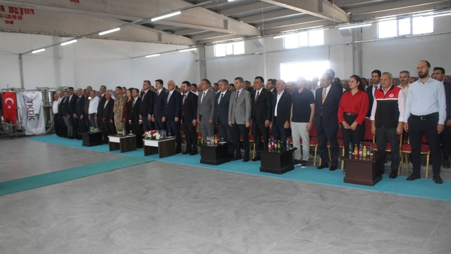 Malazgirt'te Süt Toplama Merkezi törenle hizmete açıldı