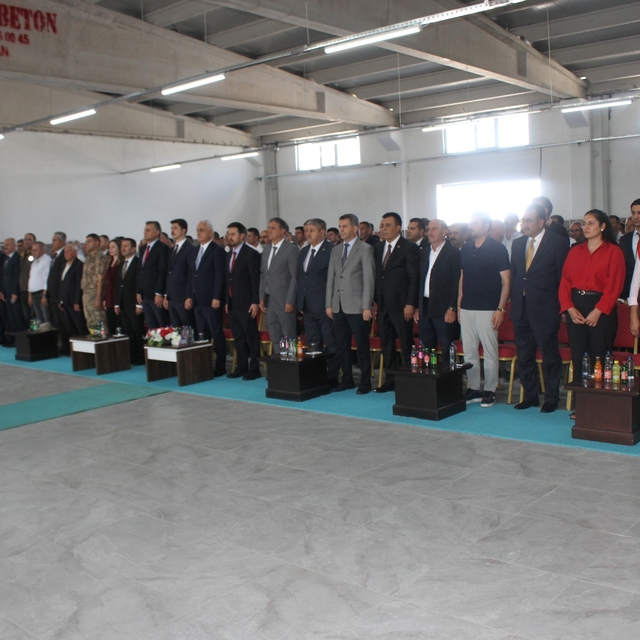 Malazgirt'te Süt Toplama Merkezi törenle hizmete açıldı