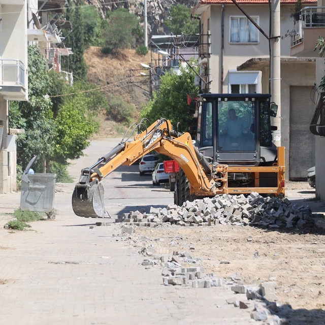 Gündoğan Mahallesi'nde yol çalışması başladı
Başkan Arıcı: "Daha güvenli ve...