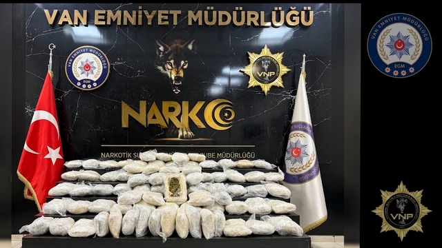 Van'da 48 kilo esrar ele geçirildi
