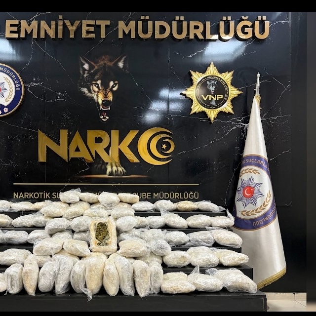 Van'da 48 kilo esrar ele geçirildi