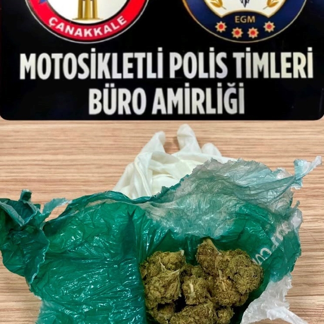Çanakkale'de çeşitli suçlardan aranan 8 şüpheli tutuklandı