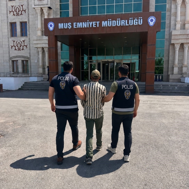 Muş'ta aranan şahıs yakalandı