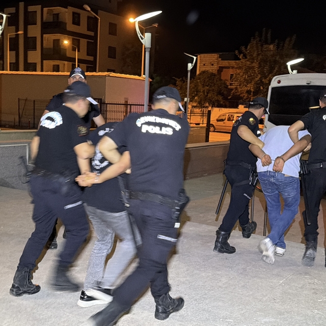 Kirveler suç örgütüne darbe: 5 şüpheli tutuklandı