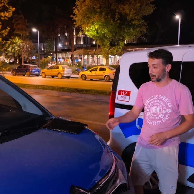 Duyarlı vatandaş, bulduğu 30 bin TL'yi sahibine ulaştırılması için polise t...
