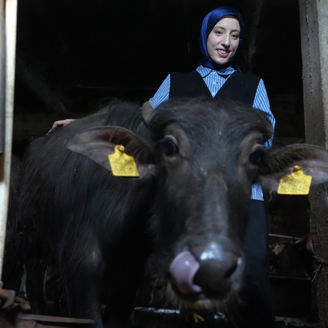Bayburt'un 'Mandalı Kızı': Köyünün simgesi oldu