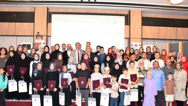 Kütahya'da 23 öğrenciye Hafızlık İcazetnamesi verildi