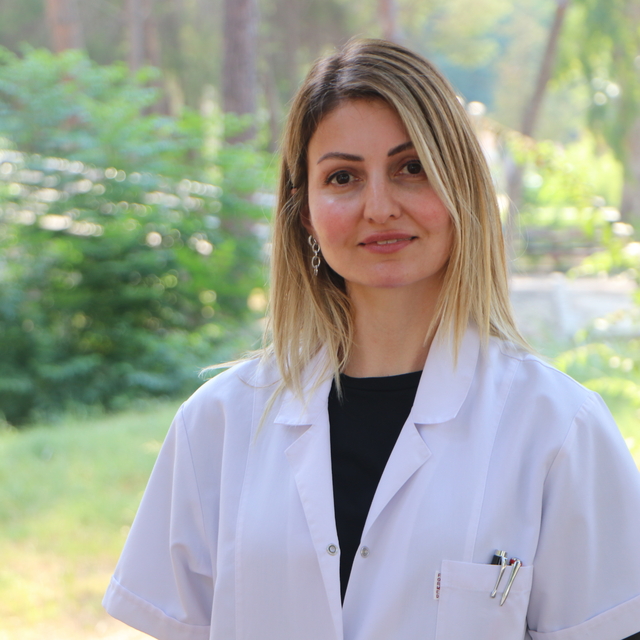 Doç. Dr. Akkuş: Bazı yüksek kolesterol hastaları, 'Yüzüm yanıyor, ensem yan...