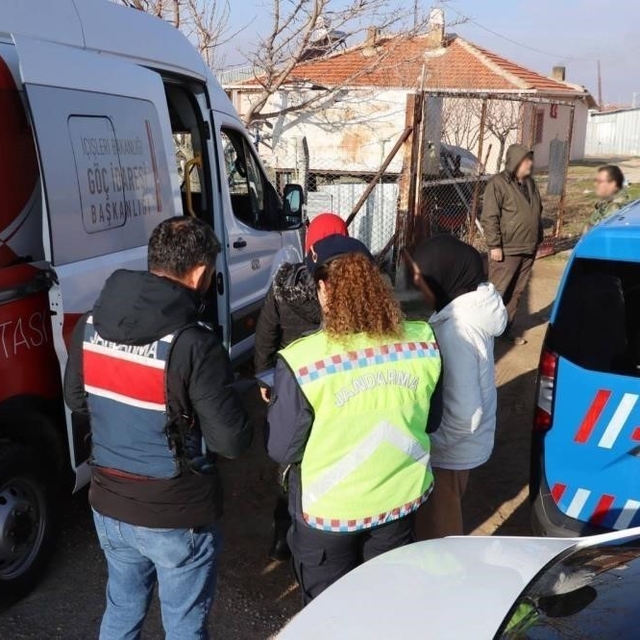 Jandarma tarafından 7 düzensiz göçmen yakalandı