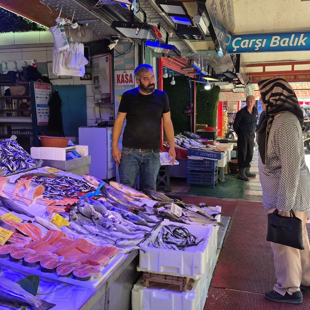 Eskişehirli balıkçıdan palamut müjdesi: "Bu sene bolluk var"
Palamut bolluğ...