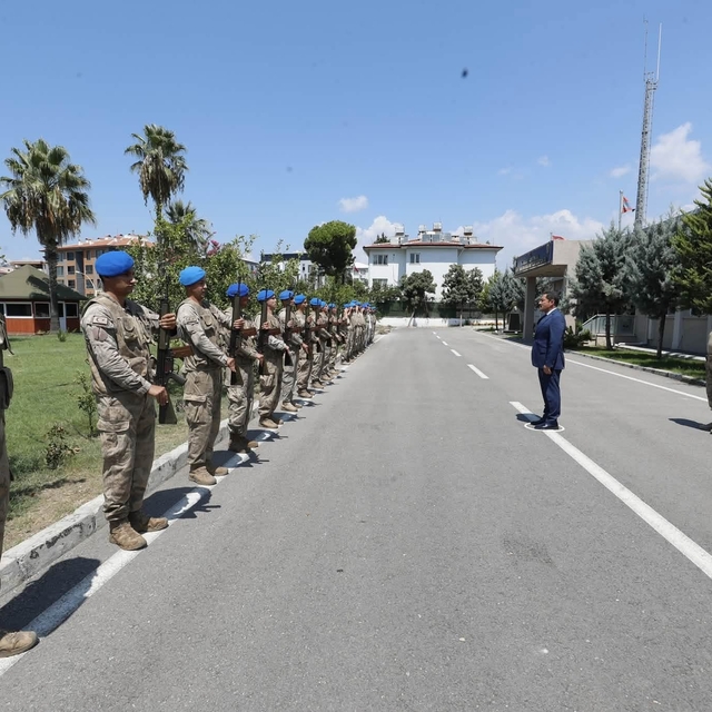 Vali Masatlı, Dörtyol'da komandolarla bir araya geldi