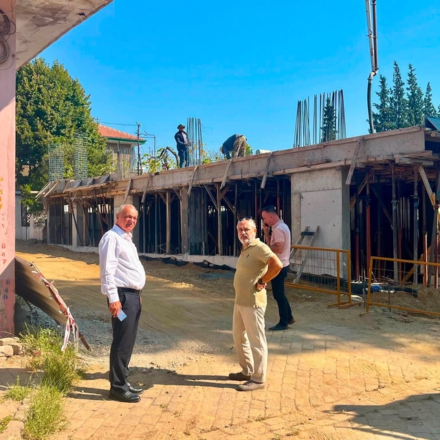 Sultanhisar'da 12 daire ve 2 iş yerinin yer aldığı projede çalışmalar sürüy...