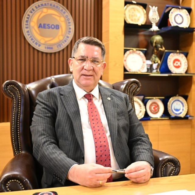 AESOB Başkanı Dere: "Okul sepetini esnafımızdan doldurun"
