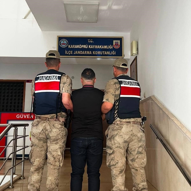 Dolandırıcılık suçundan aranan şahıs yakalandı